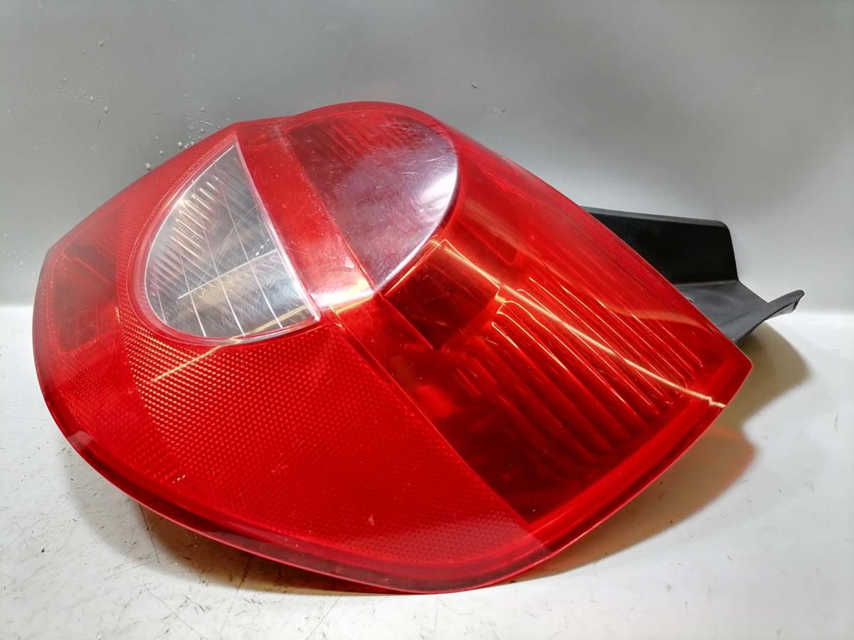 Renault Clio III original Rücklicht Rückleuchte rechts Fließheck BJ05